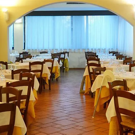 Th - Baia Degli Dei Village Hotell 4*