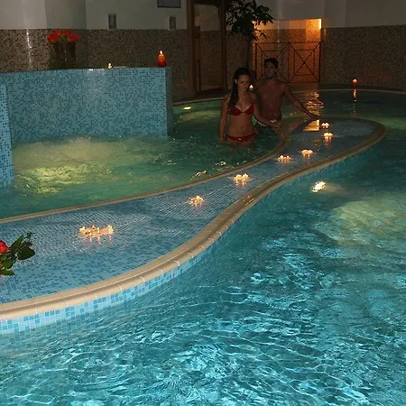 Hotel Th Le Castella - Baia Degli Dei Village 4*