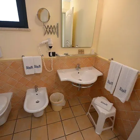 Th Le Castella - Baia Degli Dei Village Hotel