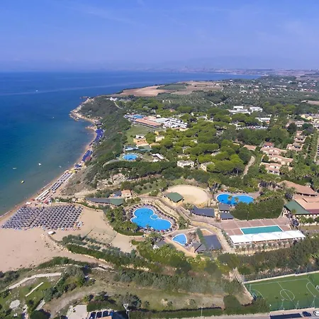 Th Le Castella - Baia Degli Dei Village 4*