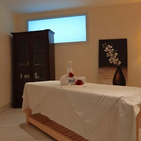 Hotell Th - Baia Degli Dei Village