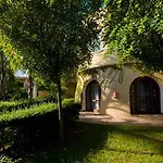 Otel Th - Baia Degli Dei Village