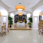 Th - Baia Degli Dei Village Otel Le Castella (Calabria)