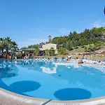 Th - Baia Degli Dei Village Otel Le Castella (Calabria)