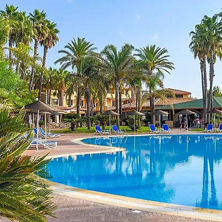 מלון Th - Baia Degli Dei Village 4*