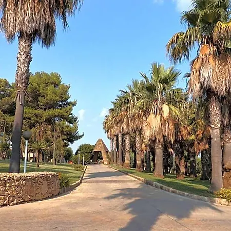 Th - Baia Degli Dei Village 4* Le Castella (Calabria)