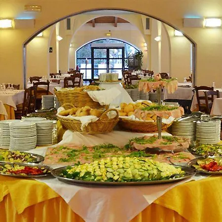 Th - Baia Degli Dei Village 호텔 4*