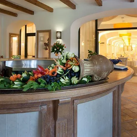 Th - Baia Degli Dei Village 酒店 4*
