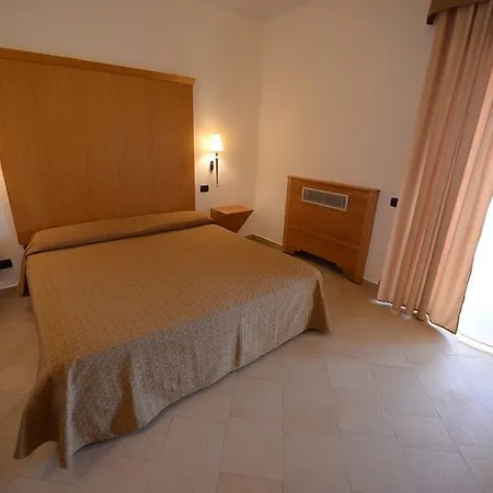 Th - Baia Degli Dei Village 레 카스텔라