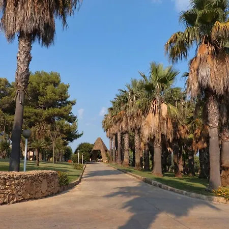 Th - Baia Degli Dei Village 레 카스텔라