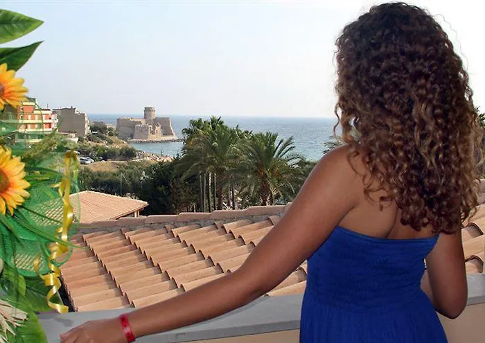 Hotel Th - Baia Degli Dei Village 4*