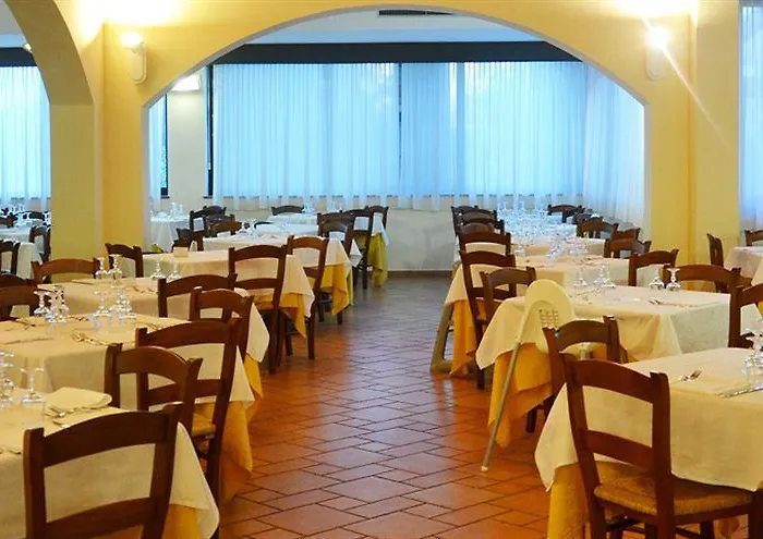 Th - Baia Degli Dei Village Hotel 4*