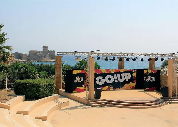 Hotel Th - Baia Degli Dei Village Le Castella (Calabria)