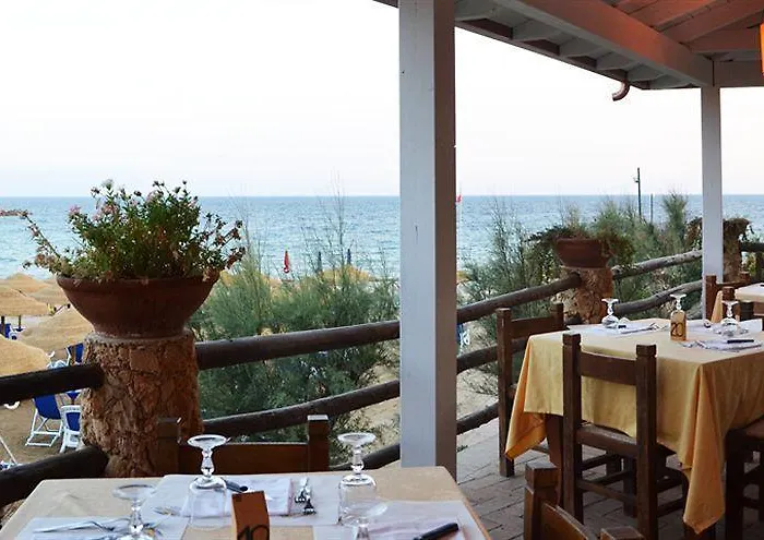 Th - Baia Degli Dei Village Hotel 4*