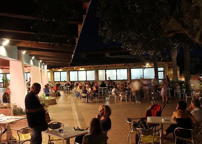 Hotel Th - Baia Degli Dei Village