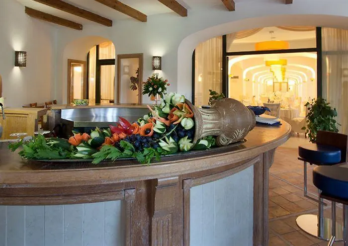 Th - Baia Degli Dei Village Hotel 4*