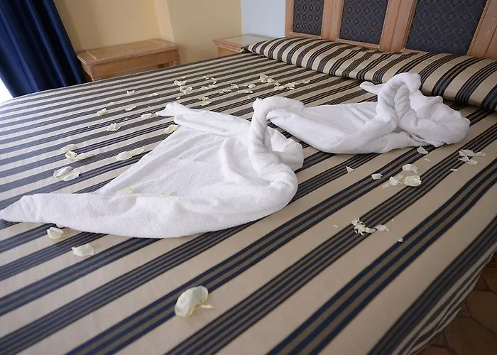 Hotel Th - Baia Degli Dei Village 4*