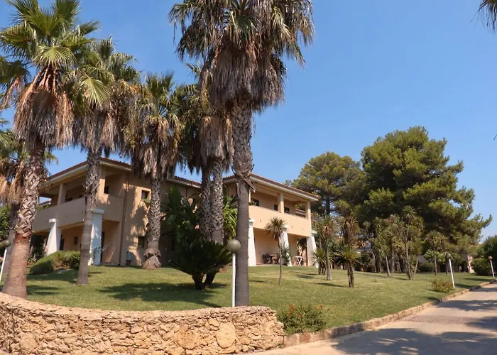 Th - Baia Degli Dei Village Hotel 4*