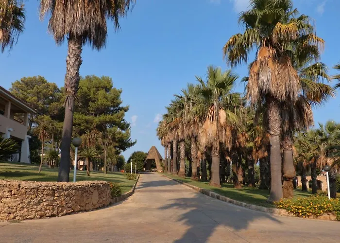 Th - Baia Degli Dei Village Le Castella (Calabria)