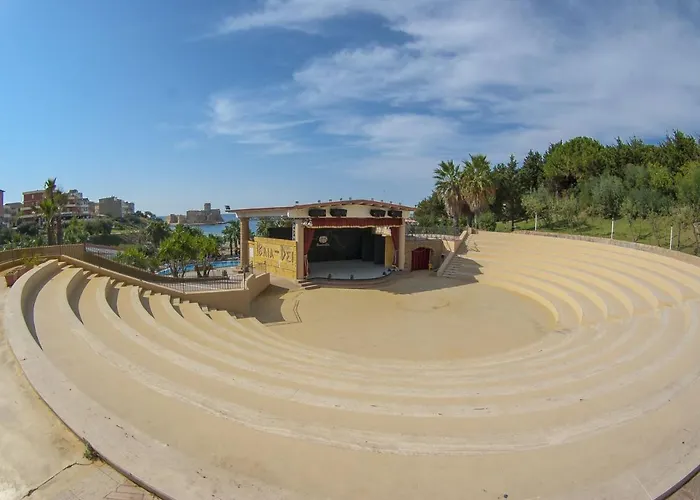 Th - Baia Degli Dei Village Le Castella (Calabria)