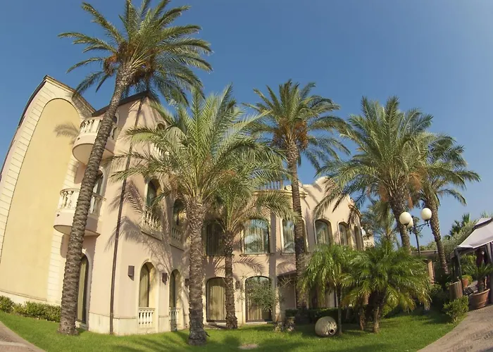 Th - Baia Degli Dei Village Hotel 4*